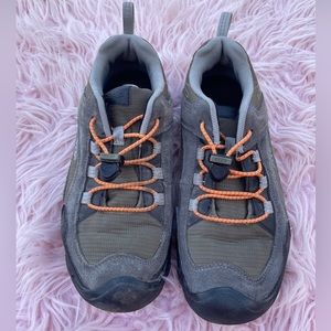 KEEN 1014170 Athletic Hiking Shoes Green Toggle Laces Waterproof Sz Men’s 6.